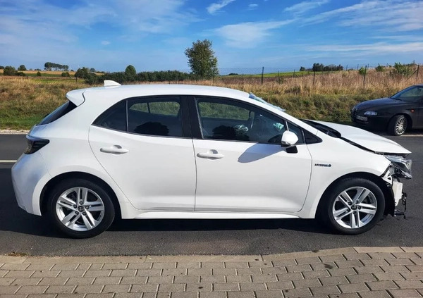 Toyota Corolla cena 41900 przebieg: 49500, rok produkcji 2021 z Stalowa Wola małe 106